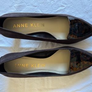 ANNE KLEIN kitten heels size 9 1/2